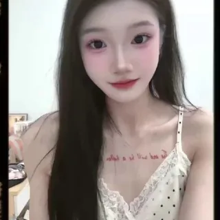虎牙妹妹的朋友圈 头像