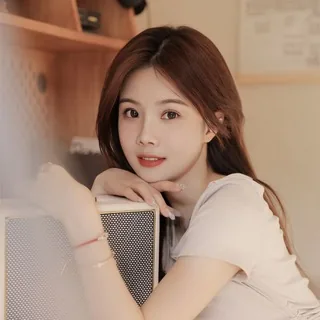 明明。 头像
