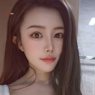 小萱👠吴中 红休中 头像