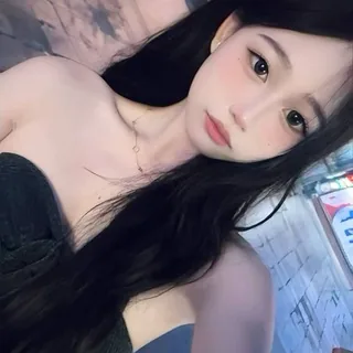 孟子怡 头像