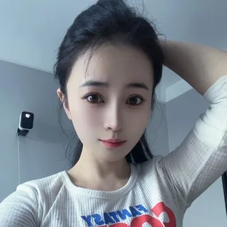 大学生柒柒朋友圈 头像