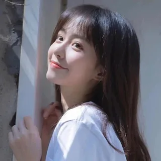 带博主IG【亚洲女】 头像