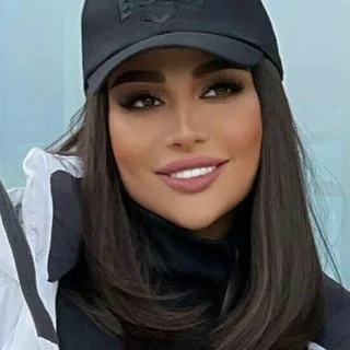 Munisa Rizayeva 头像